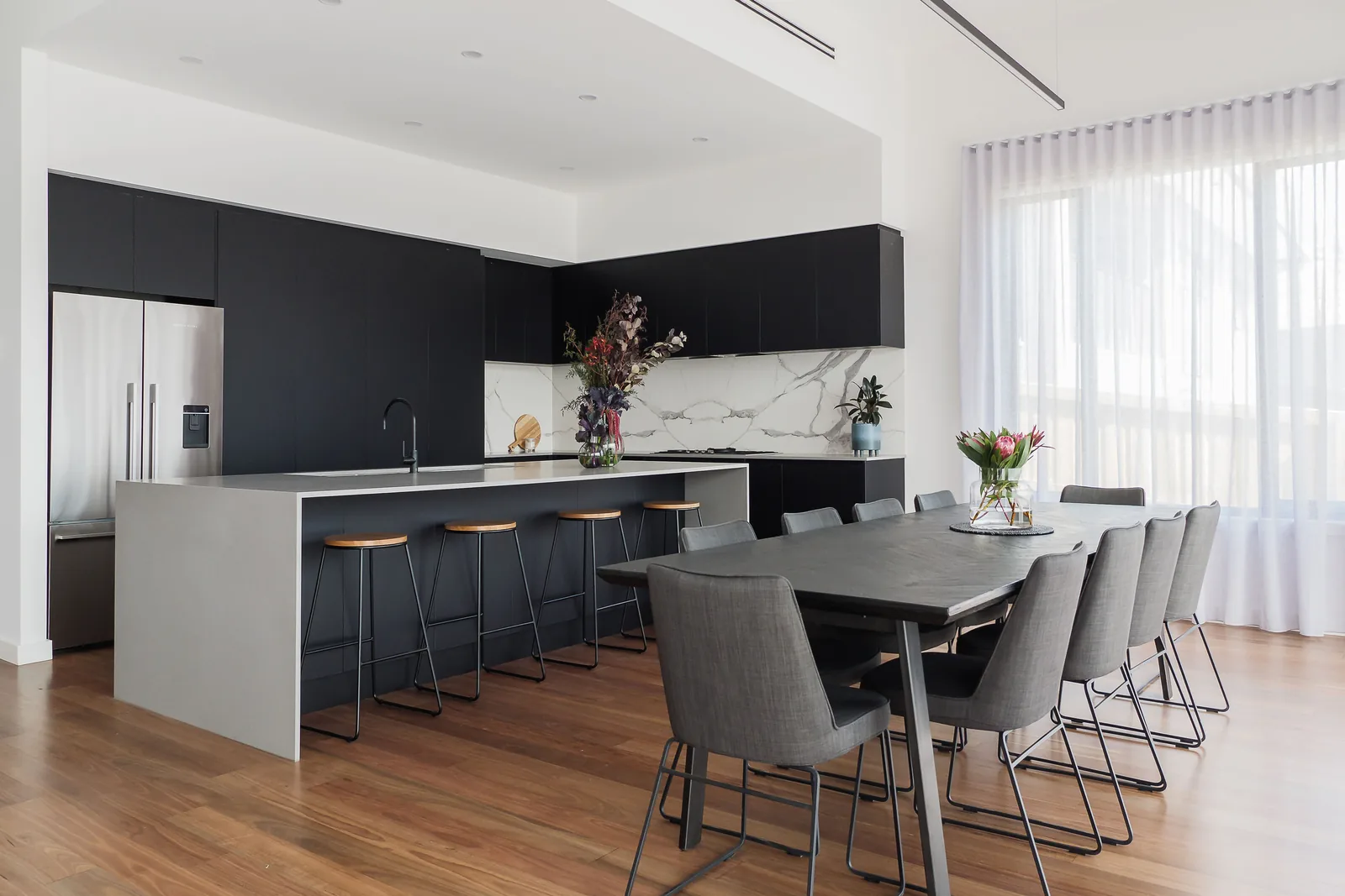 Knoll Street — custom home in Keilor East